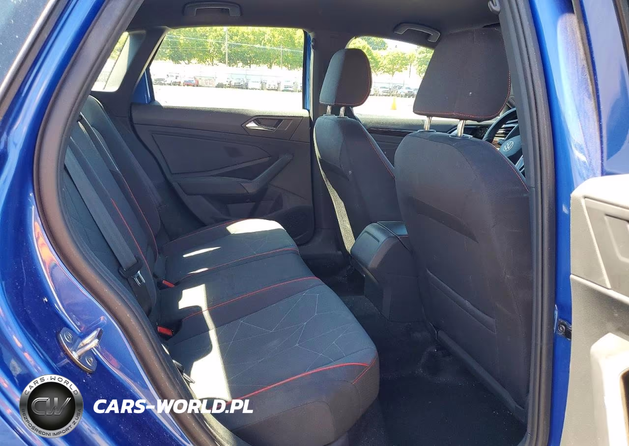 2024 Volkswagen Jetta 40Th Anniversary VIN:3VW8T7BU6RM075036 - 10