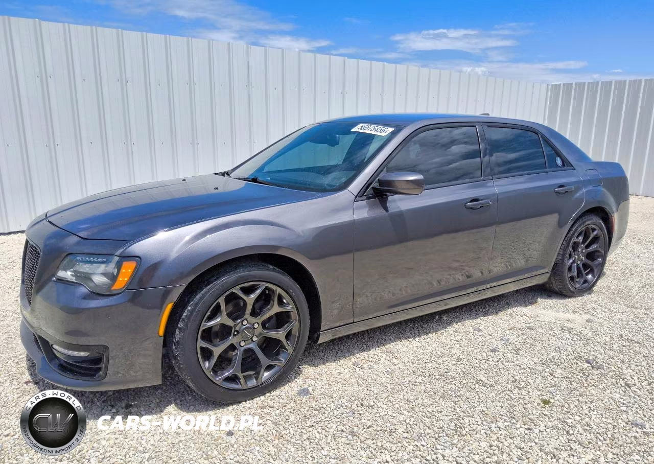 2019 Chrysler 300 S – zdjęcie 1 z 13