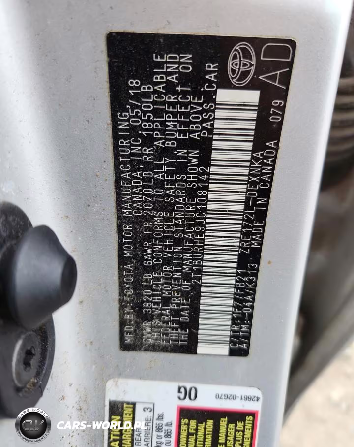 2018 Toyota Corolla Le VIN:2T1BURHE9JC108142 - 12