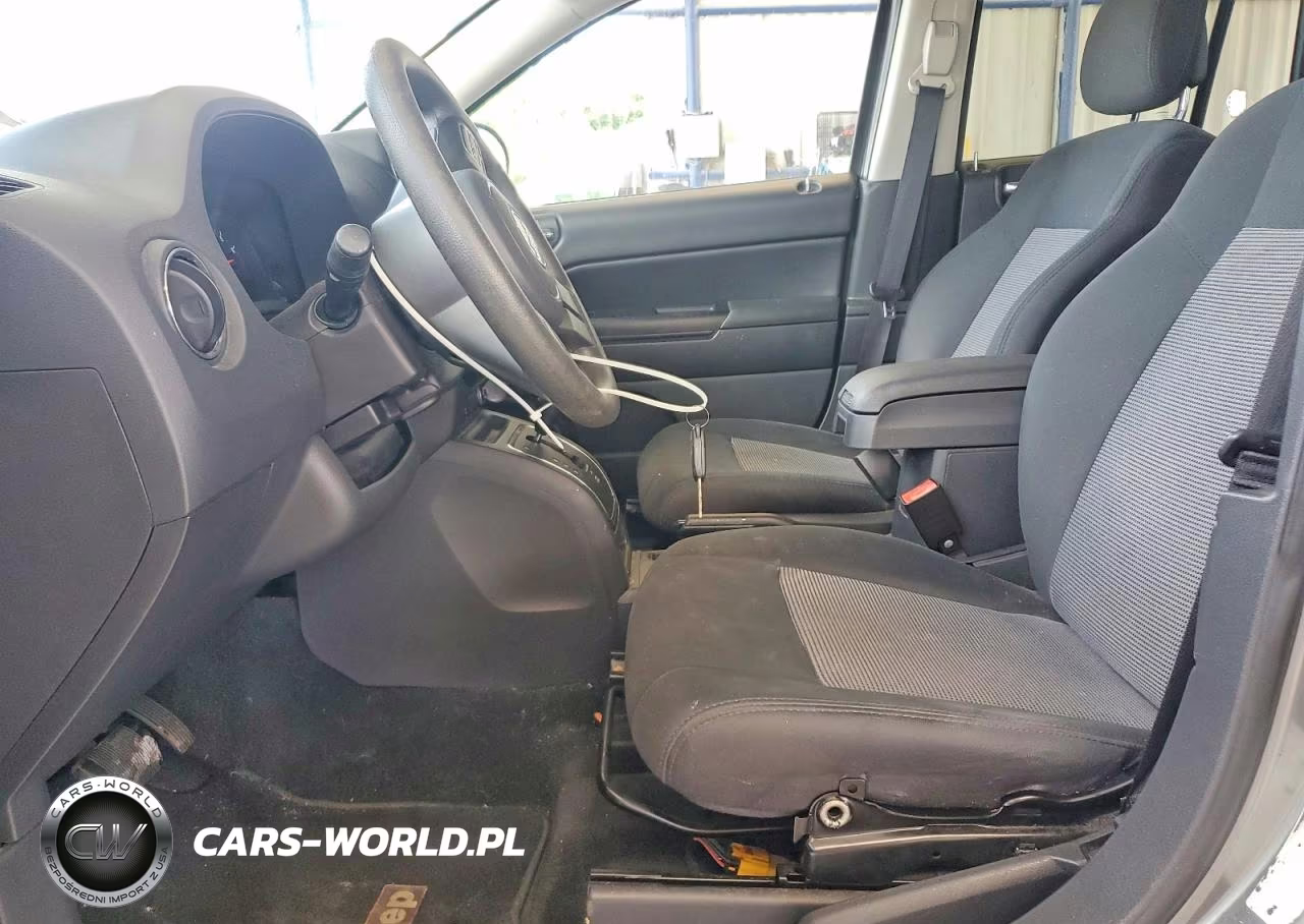 2012 Jeep Compass Sport VIN:1C4NJCBA8CD634518 - 7