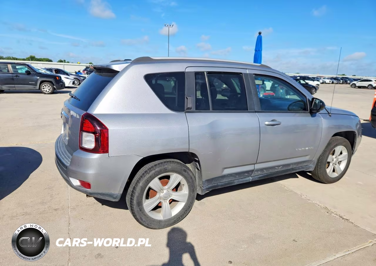 2017 Jeep Compass Sport VIN:1C4NJCBA9HD123102 - 3