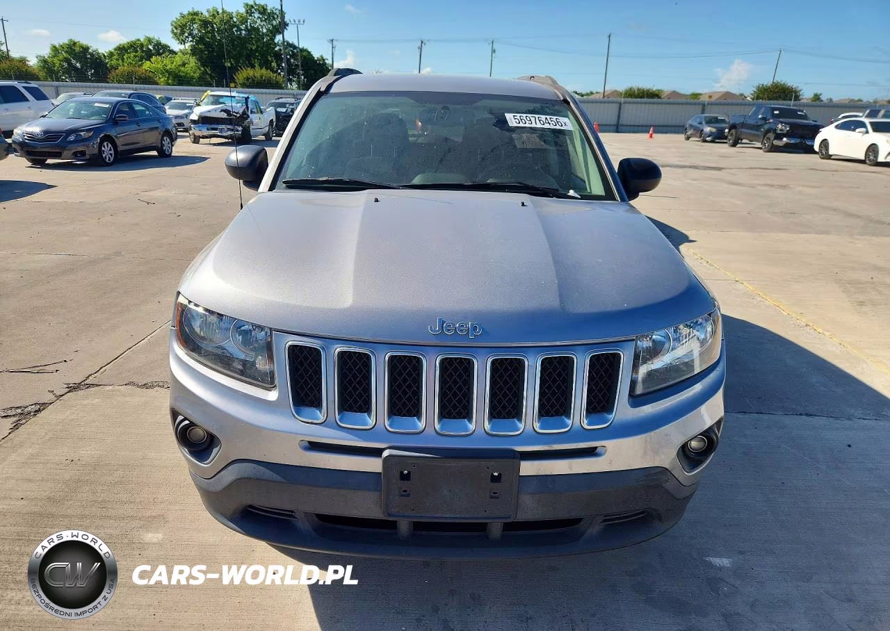 2017 Jeep Compass Sport VIN:1C4NJCBA9HD123102 - 5