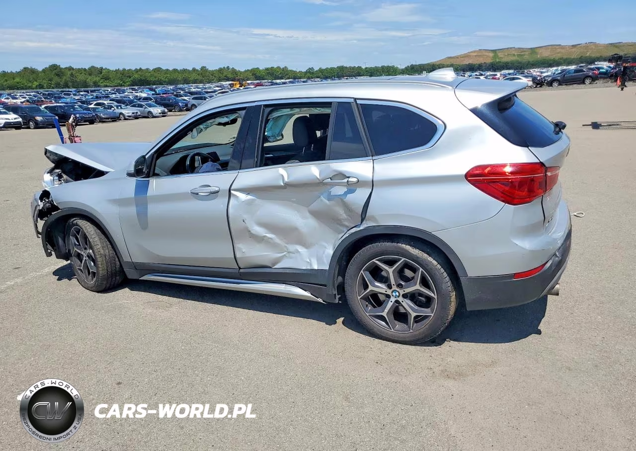 2018 BMW X1 xDrive28I VIN:WBXHT3C38J3H30536 - 2
