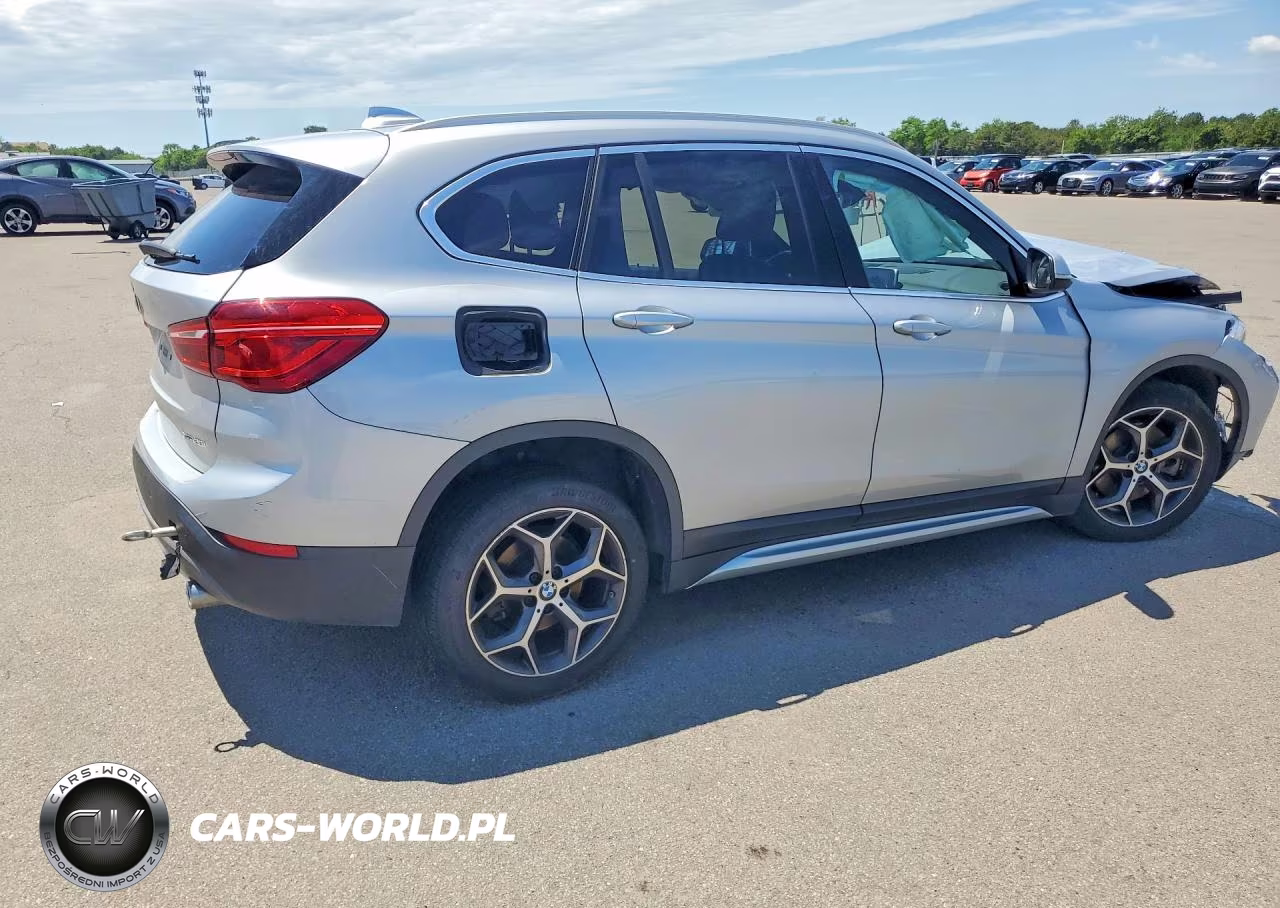 2018 BMW X1 xDrive28I VIN:WBXHT3C38J3H30536 - 3