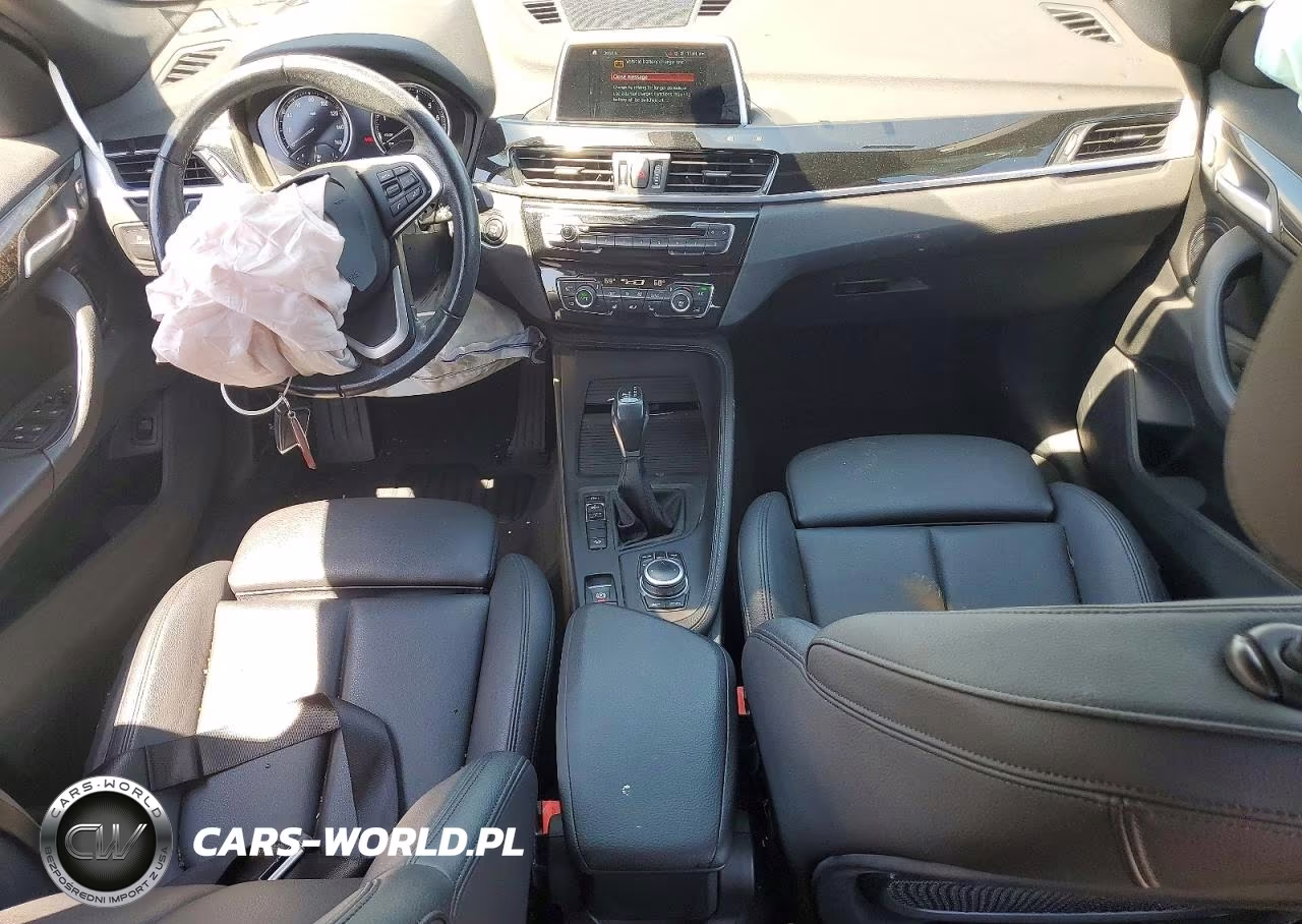 2018 BMW X1 xDrive28I VIN:WBXHT3C38J3H30536 - 8