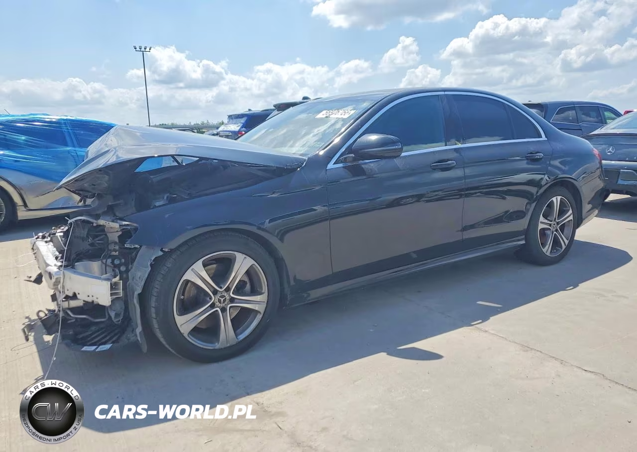 2019 Mercedes-Benz E 300