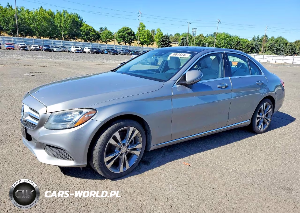 2016 Mercedes-Benz C 300 4Matic – zdjęcie 1 z 12
