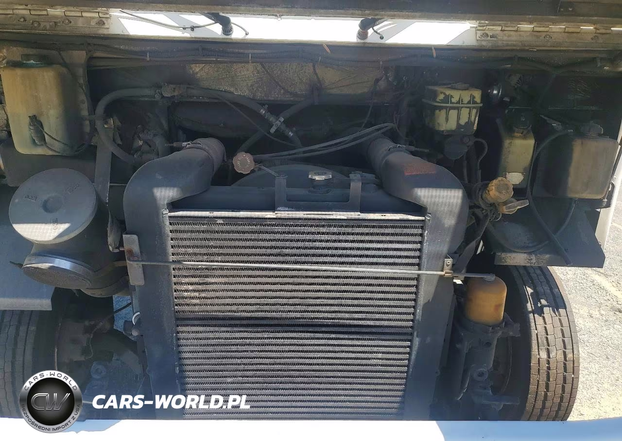 1998 Freightliner Chassis M Line Walk-In Van VIN:4UZA4FF43WC932962 - 12