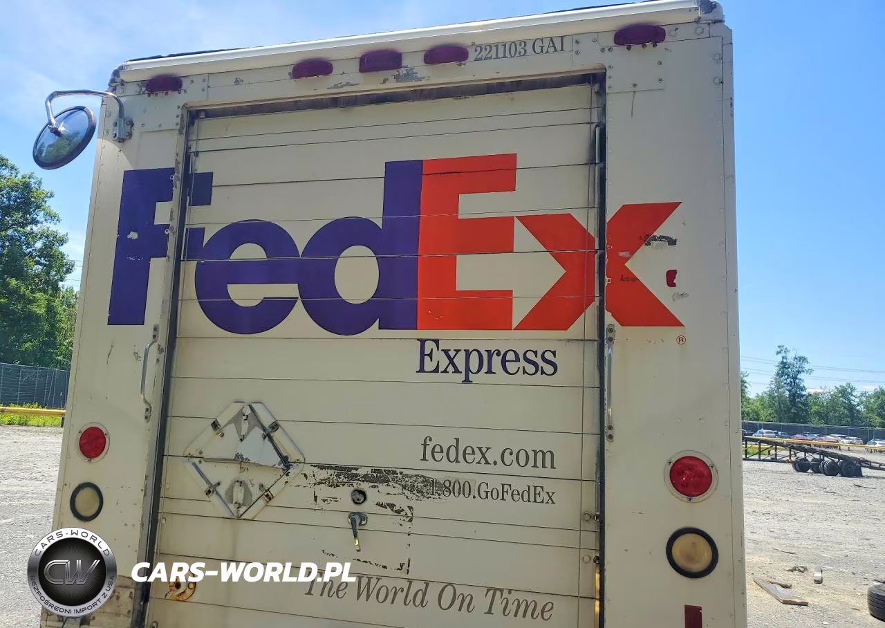 1998 Freightliner Chassis M Line Walk-In Van VIN:4UZA4FF43WC932962 - 6