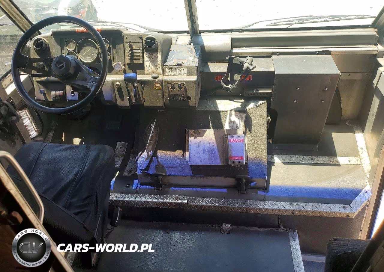 1998 Freightliner Chassis M Line Walk-In Van VIN:4UZA4FF43WC932962 - 8