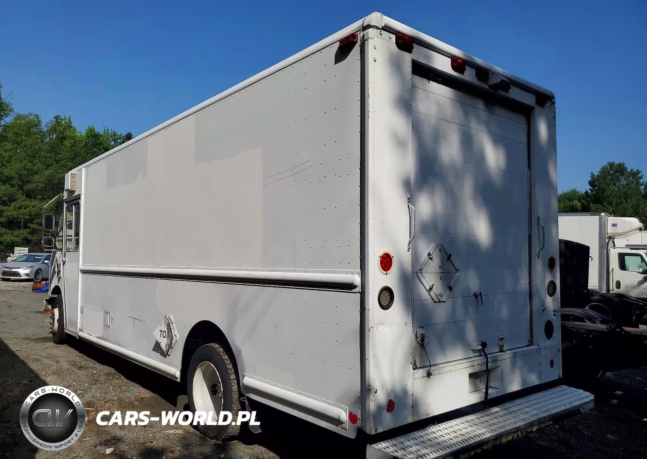 2007 Freightliner Chassis M Line Walk-In Van VIN:4UZABMBW87CY11749 - 2