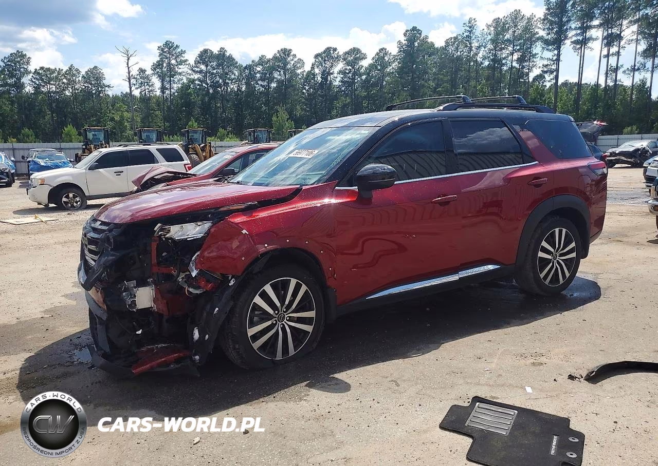2023 Nissan Pathfinder Platinum – zdjęcie 1 z 13