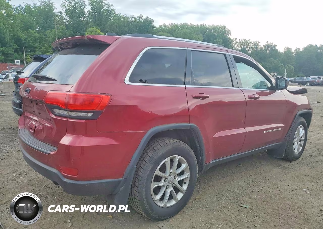 2014 Jeep Grand Cherokee Laredo VIN:1C4RJFAG3EC145901 - 3