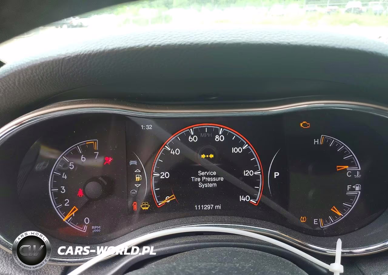 2014 Jeep Grand Cherokee Laredo VIN:1C4RJFAG3EC145901 - 9