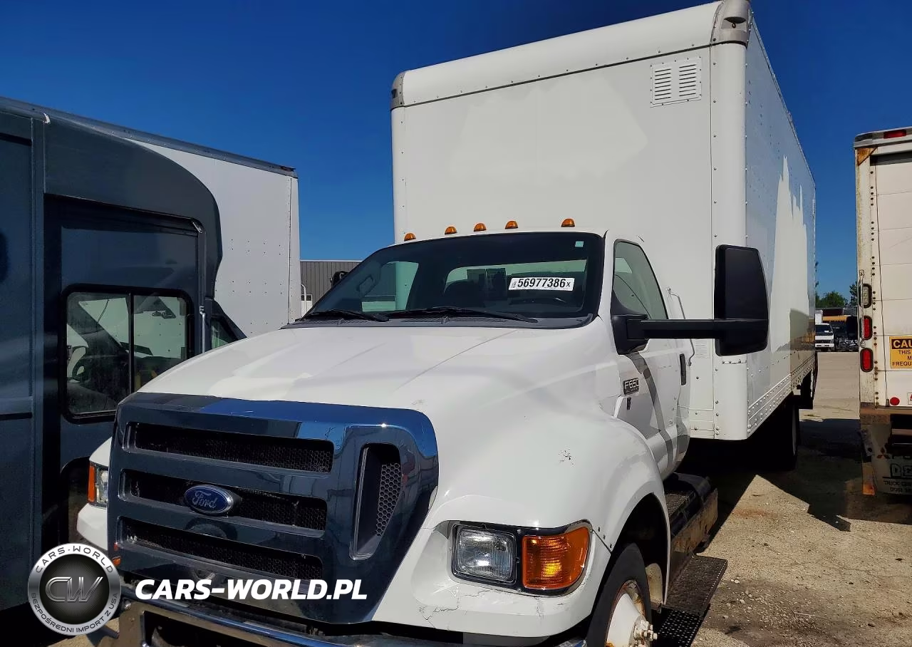 2015 Ford F650 Super Duty Box Truck – zdjęcie 1 z 10