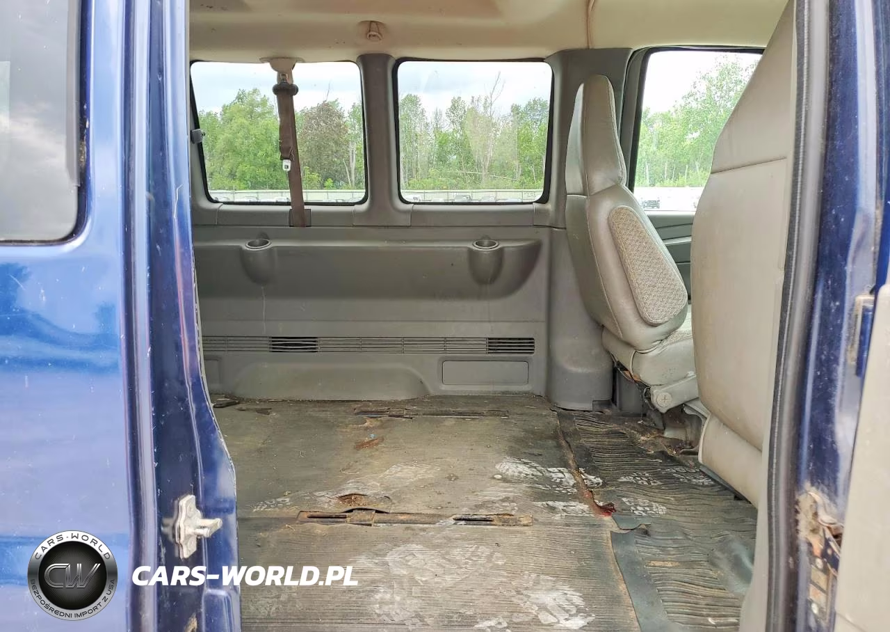2004 Chevrolet Express G2500 VIN:1GAGG25UX41238013 - 11