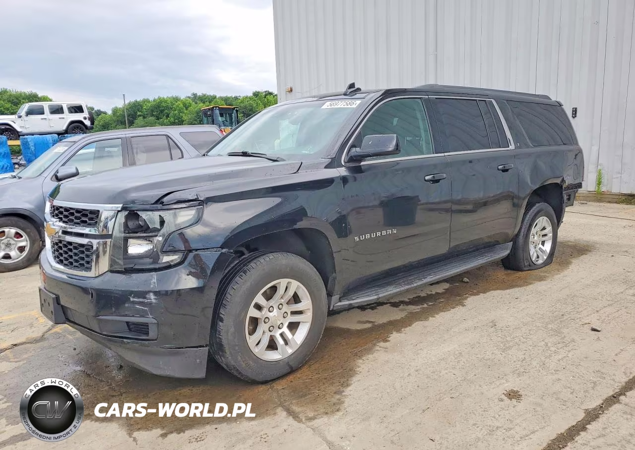 2017 Chevrolet Suburban K1500 Lt – zdjęcie 1 z 13