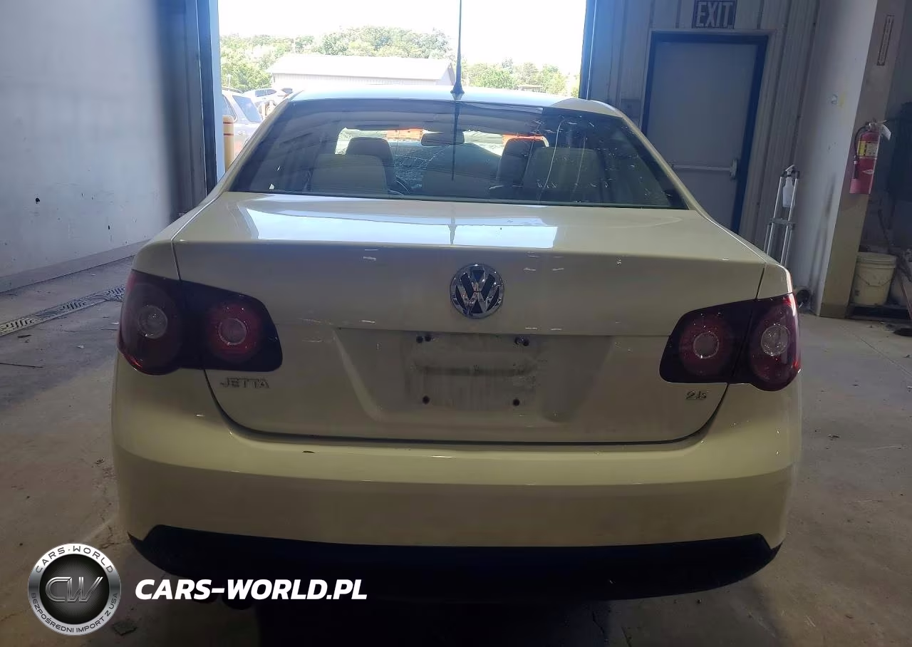 2010 Volkswagen Jetta Limited VIN:3VWAX7AJXAM153058 - 6
