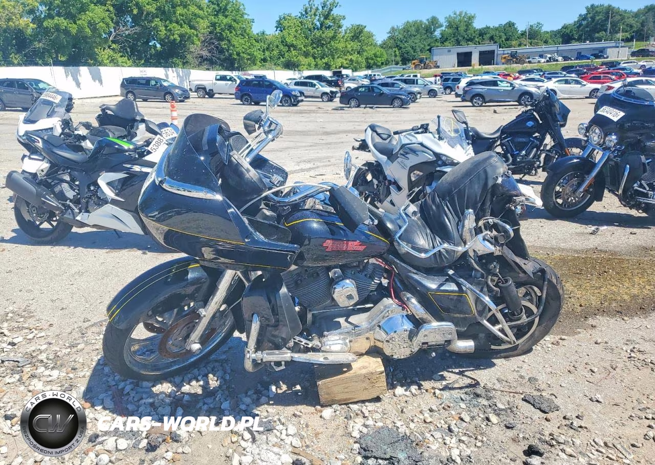 2005 Harley-Davidson Fltri VIN:1HD1FSW185Y624506 - 3
