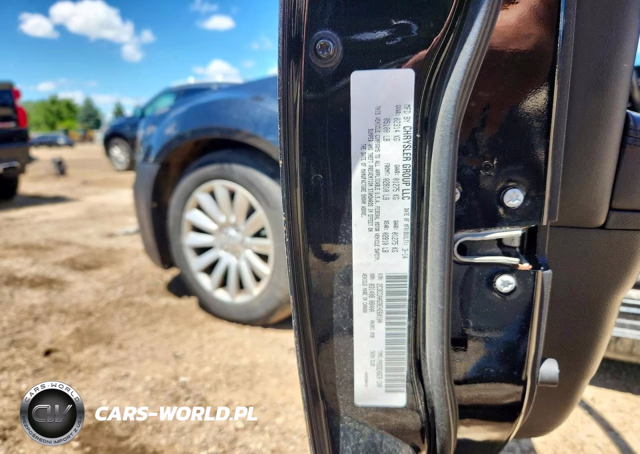 2014 Chrysler 300 VIN:2C3CCAAG9EH260104 - 12