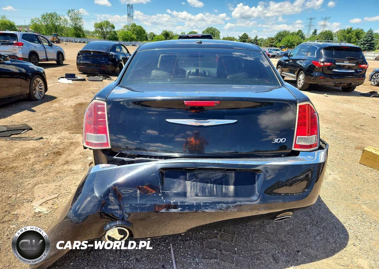2014 Chrysler 300 VIN:2C3CCAAG9EH260104 - 6