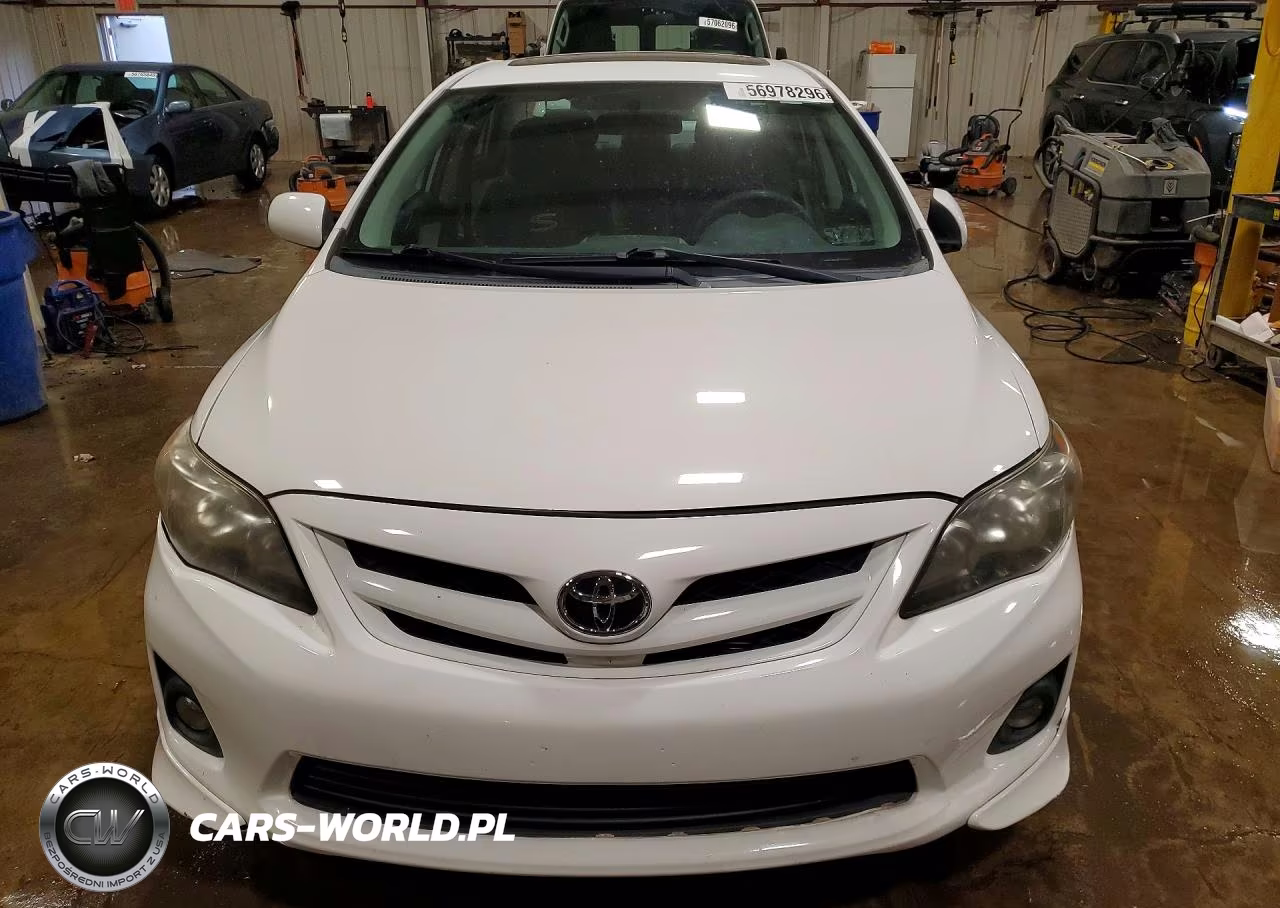 2011 Toyota Corolla S VIN:2T1BU4EE5BC555401 - 5