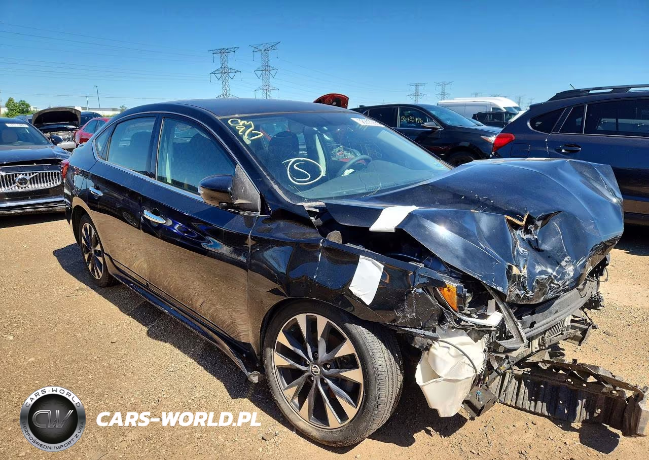 2018 Nissan Sentra Sr VIN:3N1AB7AP4JY204863 - 4