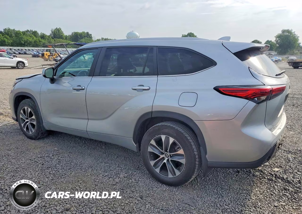 2023 Toyota Highlander Xle VIN:5TDKDRBH2PS045307 - 2
