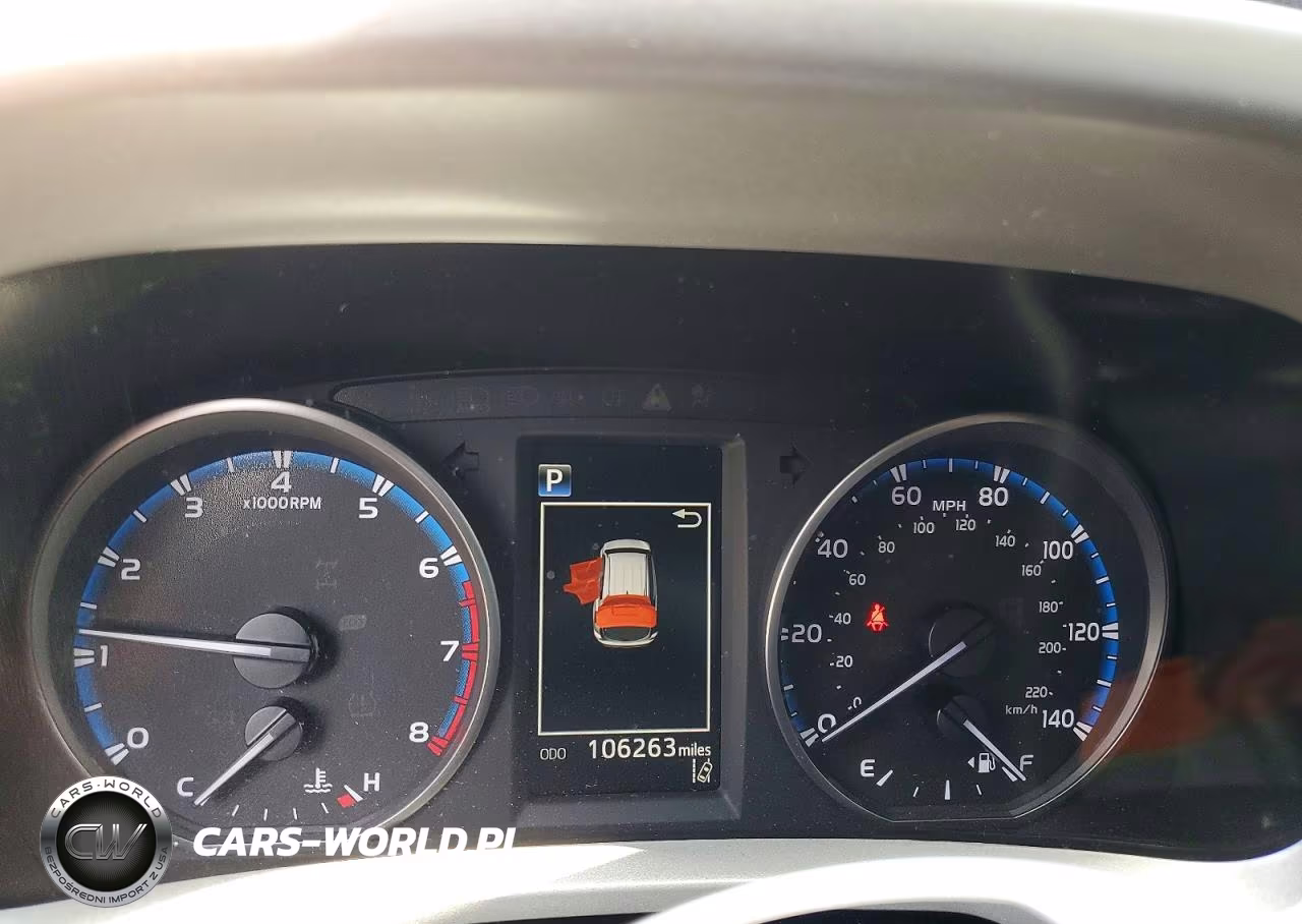 2018 Toyota Rav4 Le VIN:2T3BFREV2JW767314 - 9