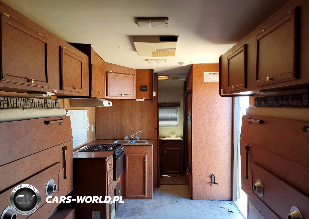 2005 Keystone Fun Runner Camper VIN:4HXFD24265C095207 - 5