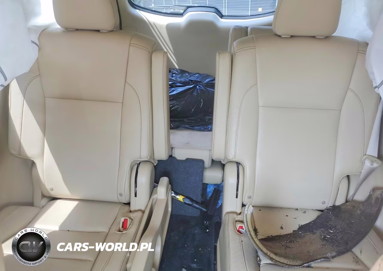 2015 Toyota Highlander Xle VIN:5TDJKRFH9FS161873 - 10