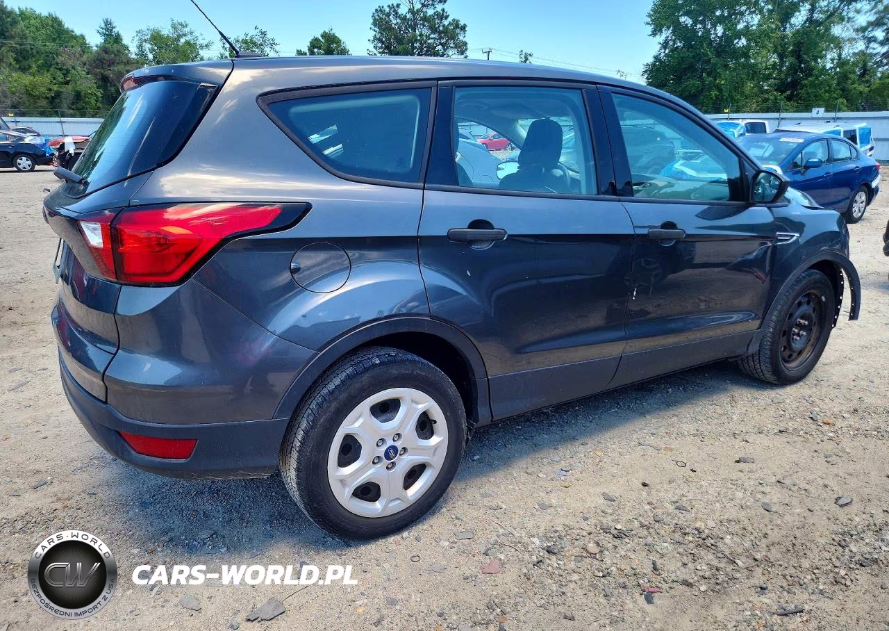 2019 Ford Escape S VIN:1FMCU0F77KUB84768 - 3