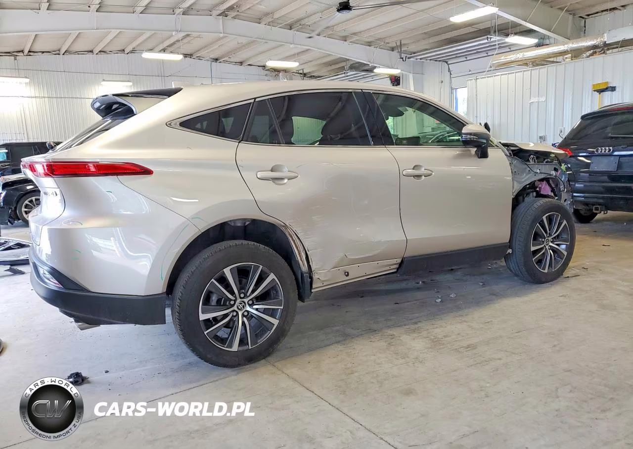 2021 Toyota Venza Le VIN:JTEAAAAH8MJ060941 - 3