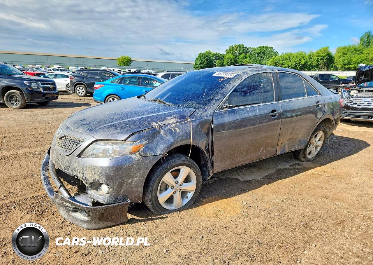 2011 Toyota Camry Se – zdjęcie 1 z 12