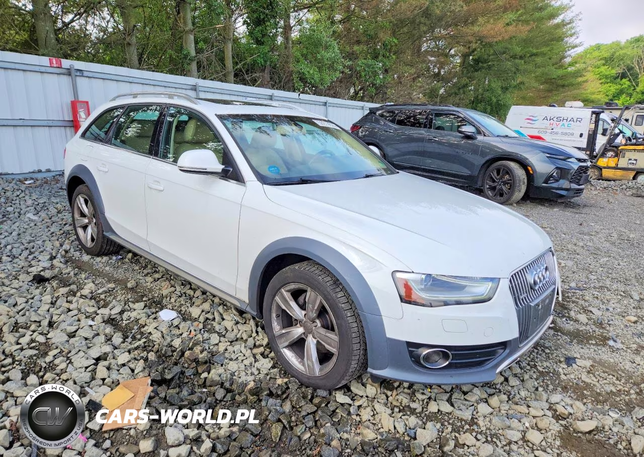 2014 Audi A4 Allroad Premium Plus VIN:WA1UFAFL5EA105720 - 4