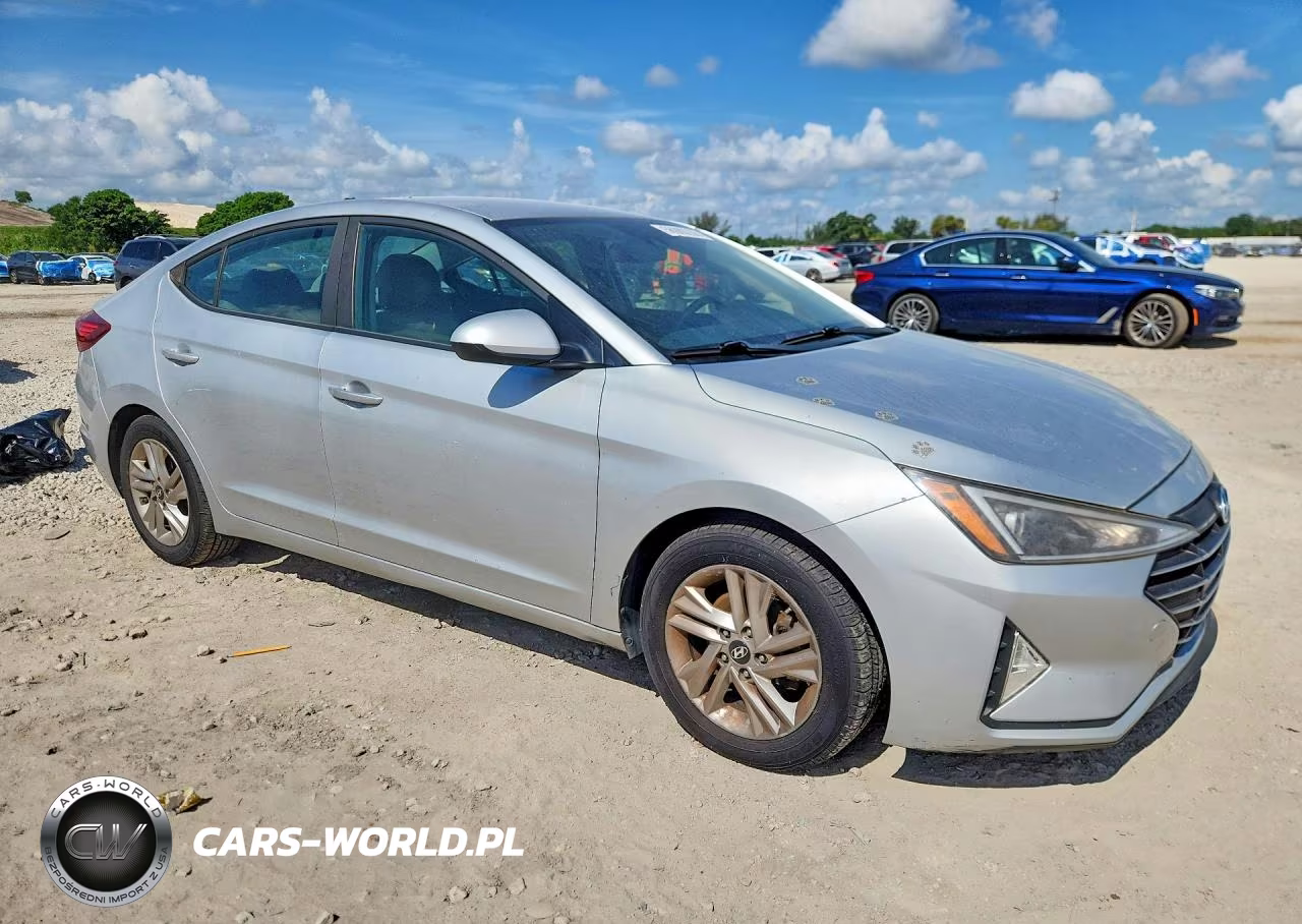 2019 Hyundai Elantra Sel VIN:KMHD84LF1KU738978 - 4