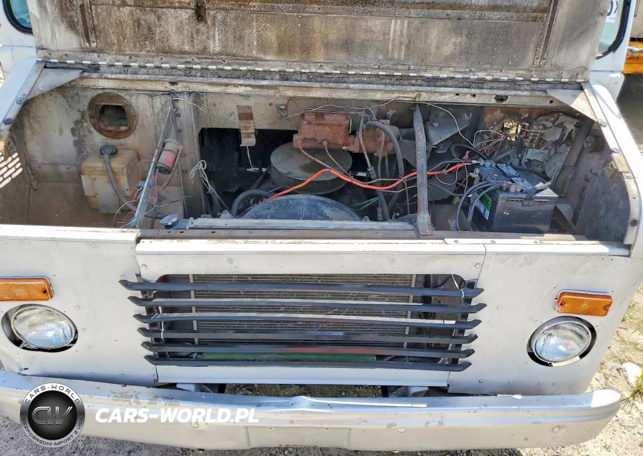 1984 GMC Forward Control Chassis P3500 VIN:1GDHP32J7E3505329 - 12