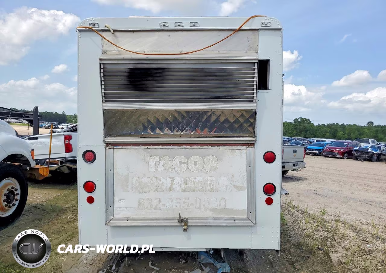 1984 GMC Forward Control Chassis P3500 VIN:1GDHP32J7E3505329 - 6