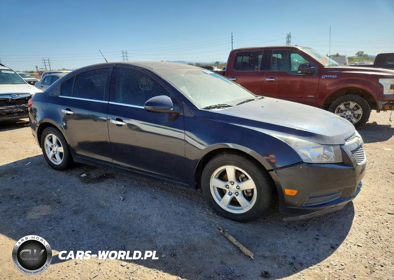 2014 Chevrolet Cruze Lt VIN:1G1PC5SBXE7339437 - 4