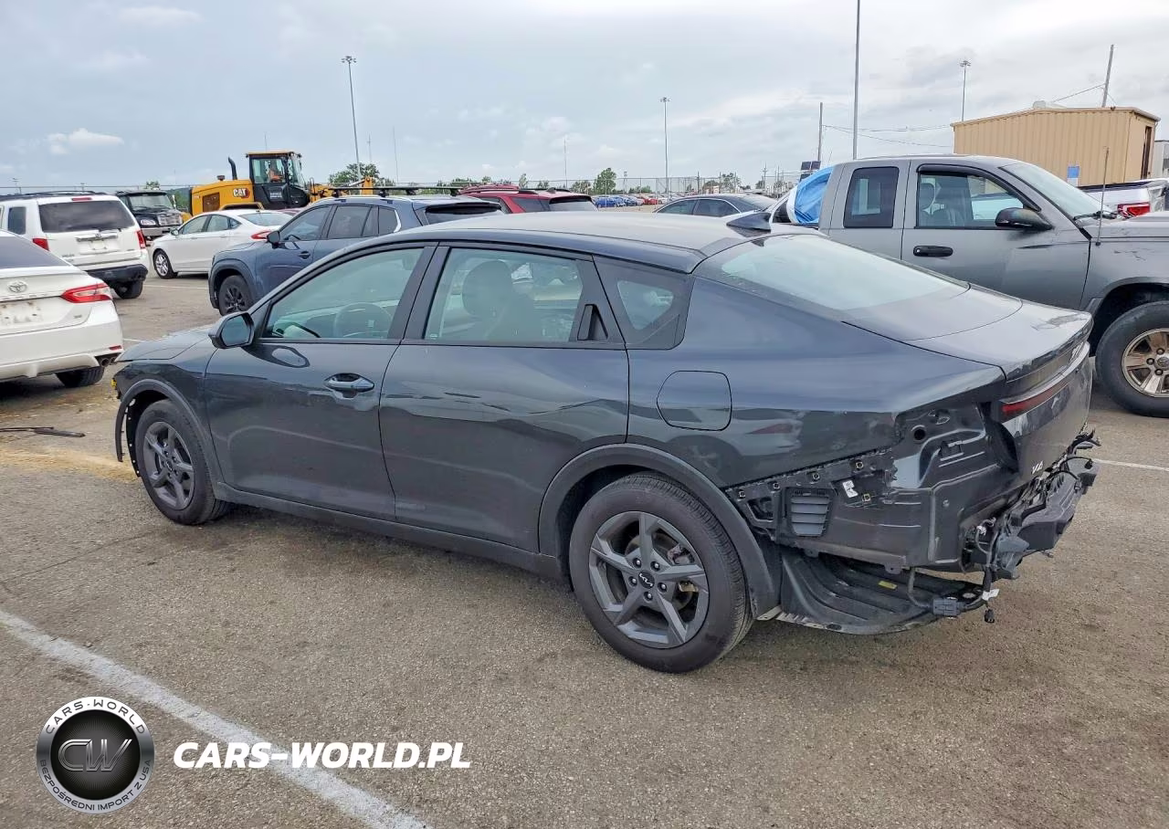 2025 Kia K4 Lxs VIN:3KPFT4DE3SE165596 - 2