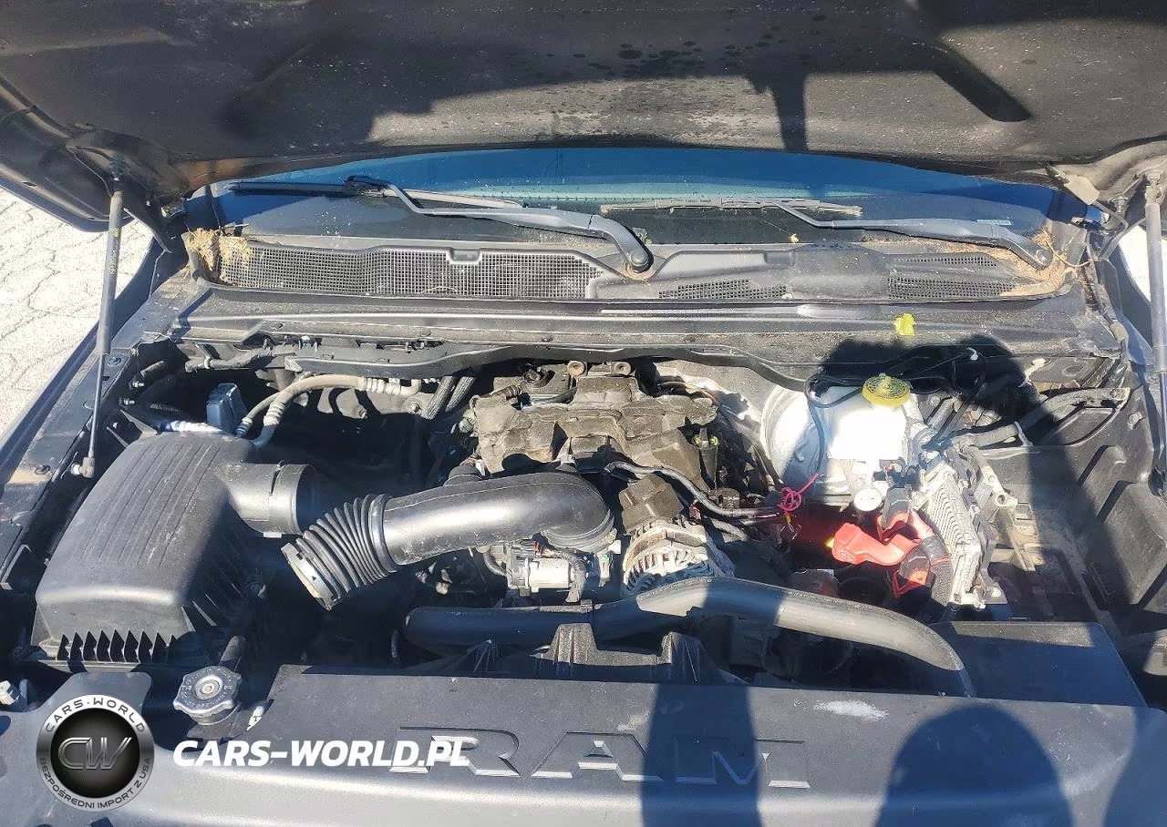 2019 Ram 1500 VIN:1C6SRFFT8KN879084 - 11
