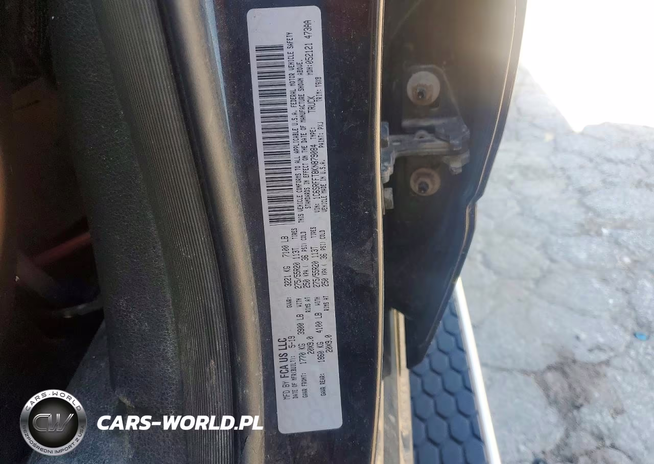 2019 Ram 1500 VIN:1C6SRFFT8KN879084 - 12
