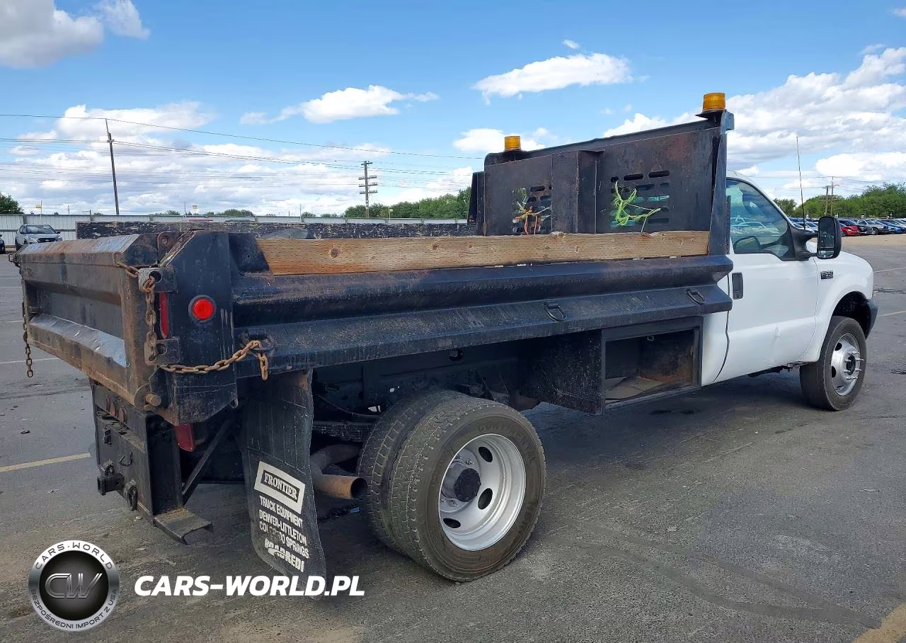 2004 Ford F550 Super Duty Dump Truck VIN:1FDAF57PX4EC31897 - 3