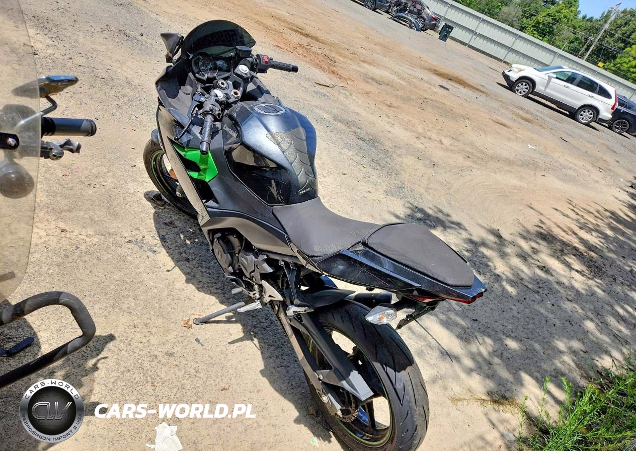 2023 Kawasaki Ex400 VIN:JKAEXKG16PDAS5724 - 4