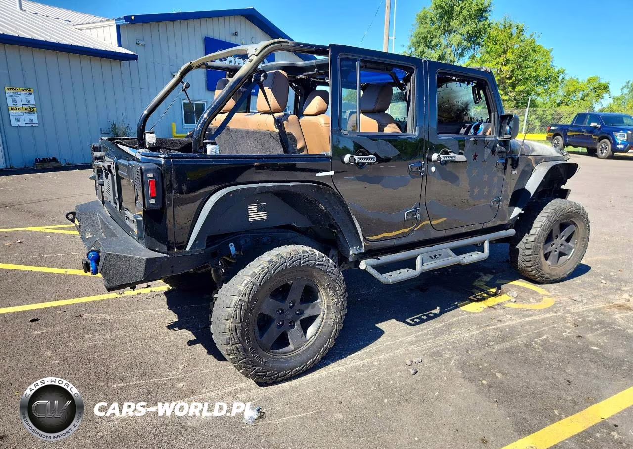 2013 Jeep Wrangler Unlimited Rubicon VIN:1C4BJWFG5DL616794 - 3