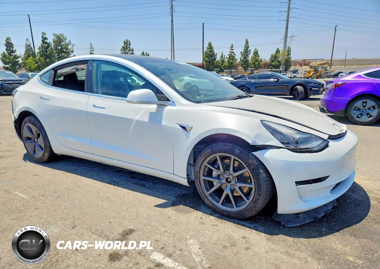 2020 Tesla Model 3 VIN:5YJ3E1EB4LF666122 - 4