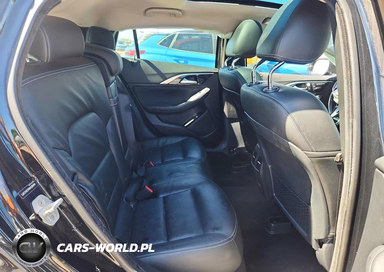 2017 Infiniti Qx30 Premium VIN:SJKCH5CR9HA026404 - 10