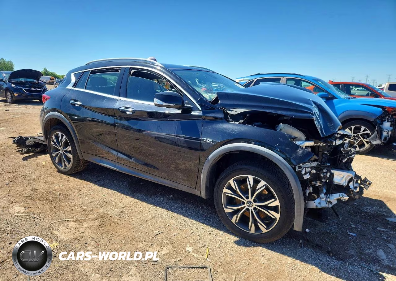 2017 Infiniti Qx30 Premium VIN:SJKCH5CR9HA026404 - 4