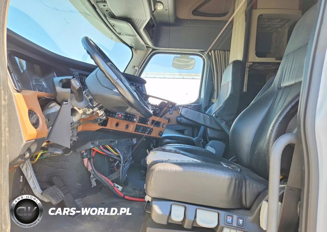 2020 Freightliner Cascadia 126 Semi Truck VIN:3AKJHHDR3LSKW9193 - 5