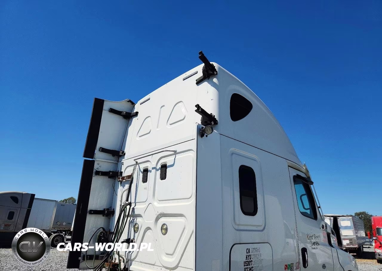 2020 Freightliner Cascadia 126 Semi Truck VIN:3AKJHHDR3LSKW9193 - 9